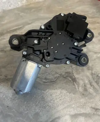 Volkswagen Touran II Rear window wiper motor 0390201216 5K6955711B 4110