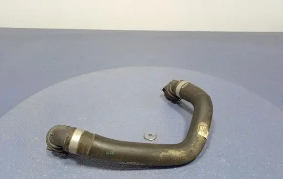 BMW X3 E83 Engine coolant pipe/hose 8743377