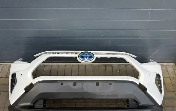 Toyota RAV 4 (XA50) Front bumper 5211942B20