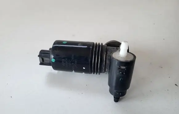 Nissan Pulsar Windscreen/windshield washer pump 1050874153321