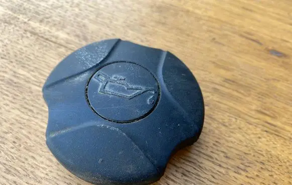 Peugeot 206 Oil filler cap 9632735180