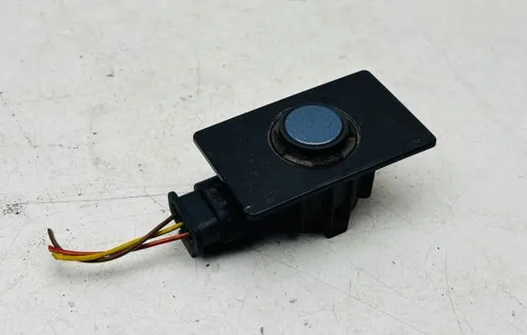 Volkswagen PASSAT B8 Parking PDC sensor 5Q0919275B 4F0973703