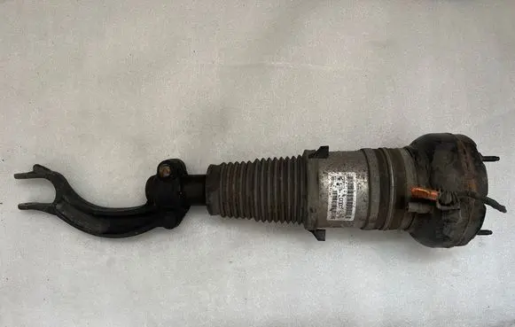 Audi A8 S8 D4 4H Air suspension front shock absorber 4H0616039AD