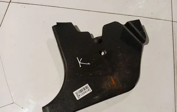 Mercedes-Benz C W203 Other interior part A2036880106