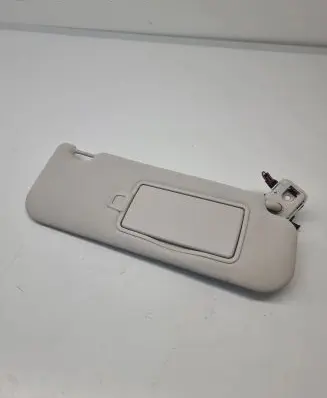 Land Rover Evoque II Sun visor