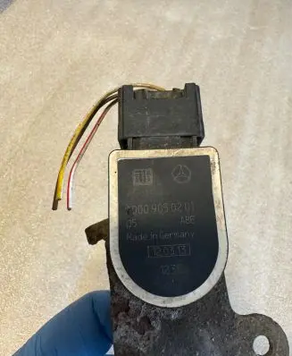 Mercedes-Benz C W204 Headlight/headlamp level sensor A0009050201 0009050201 1235