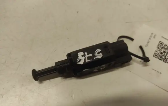 Clutch pedal sensor
