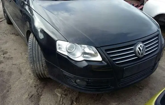Volkswagen PASSAT B6 Front axle beam brak