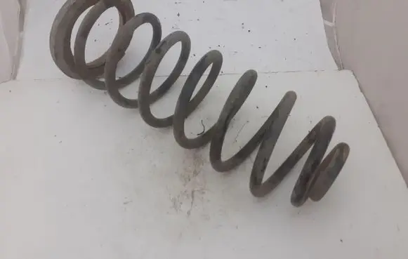 Volvo S70 V70 V70 XC Rear coil spring 9140100 9140099