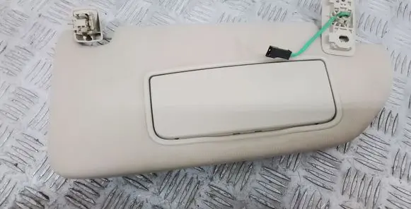 Volvo V70 Sun visor
