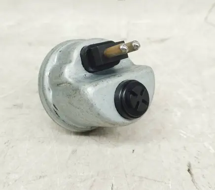 Mercedes-Benz SL R129 Oil pressure sensor 0095420817 A0095420817