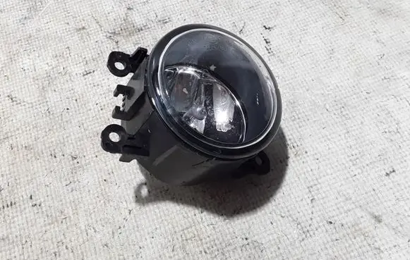 Renault Fluence Front fog light 89202503