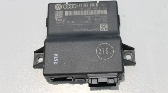 Audi A6 S6 C6 4F Gateway control module 4F0907468M