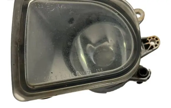 Volvo V50 Front fog light 0305075001