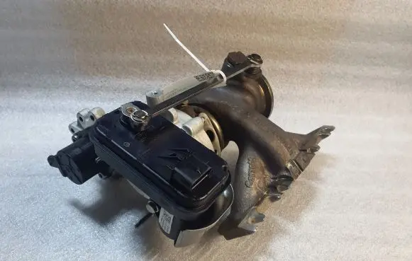 Nissan Qashqai J12 Turbo 8839600002