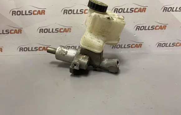 Mercedes-Benz C W204 Master brake cylinder A2044300002 03350890041