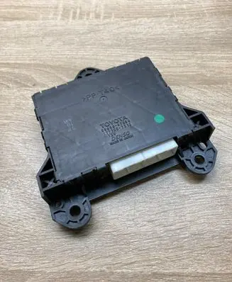 Toyota Prius (XW20) Air conditioner control unit module 8865047050 1773007312