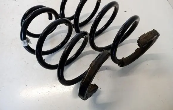 Mercedes-Benz Sprinter W907 W910 Front coil spring A9103211600