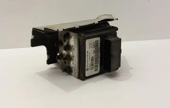 Volkswagen PASSAT B6 ABS Pump 3C0614109AF
