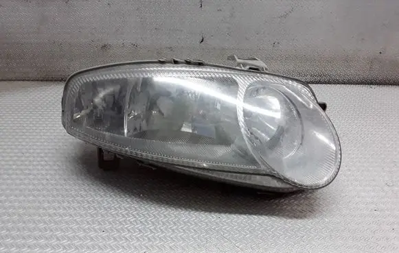 Alfa Romeo 147 Headlight/headlamp 46826194