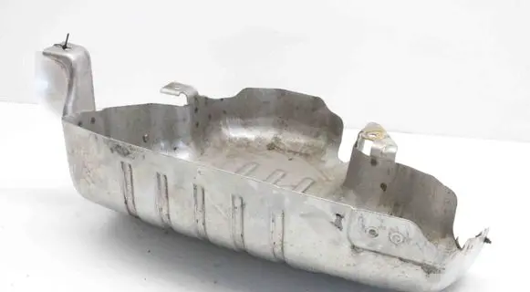 Land Rover Defender Heat shield in engine bay L8B25J236AD