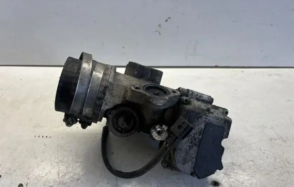 Opel Vivaro Throttle valve 7701062300 WVY9150A A2C5307575