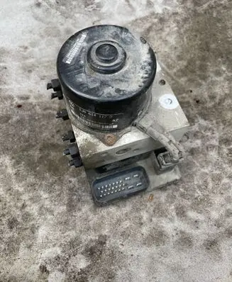 Volkswagen Golf IV ABS Pump 1J0907379P MLS9M03N14