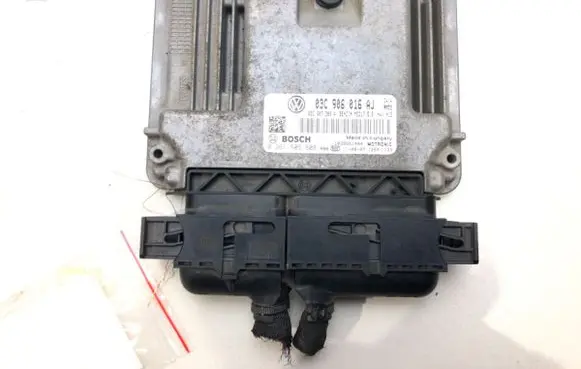 Volkswagen Golf Plus Engine control unit/module ECU 