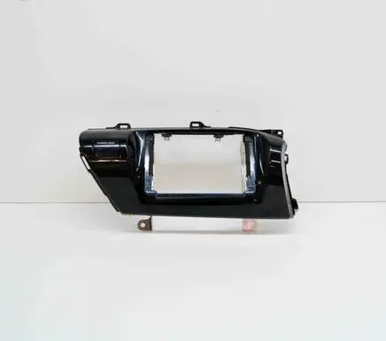 Radio/GPS head unit trim