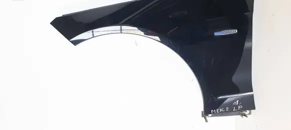 Mercedes-Benz E W212 Fender