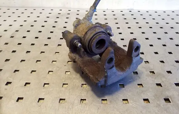 BMW X3 E83 Rear brake caliper