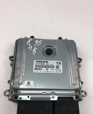 Volvo V70 Engine control unit/module ECU 31272462AA 0281012765