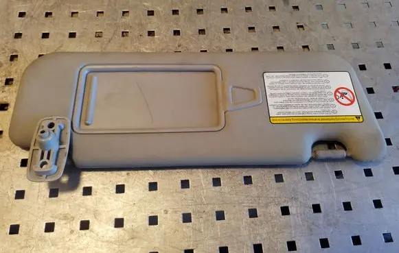 KIA Sportage Sun visor