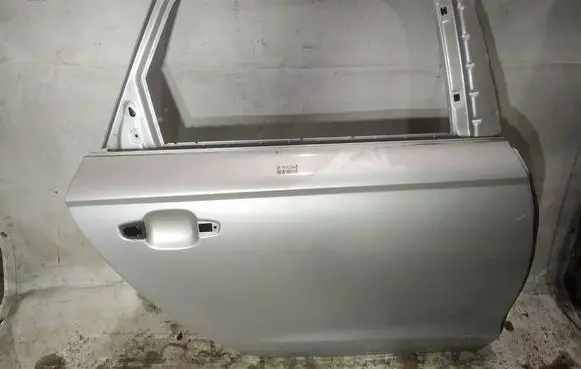 Audi A6 S6 C7 4G Rear door pilkos