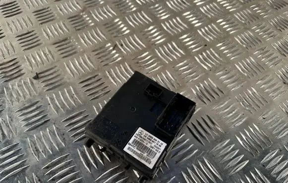 Mercedes-Benz E W238 Air conditioning/heating control unit A0009003113
