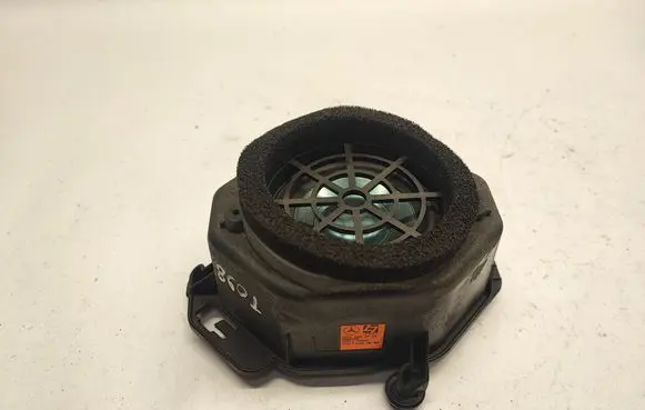 Mercedes-Benz CLS C218 X218 Panel speaker A2048202402