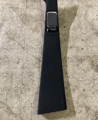 Mercedes-Benz ML W164 (B) pillar trim (top) A1646909825