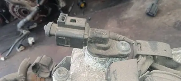 Skoda Fabia Mk2 (5J) Camshaft position sensor 036907601E