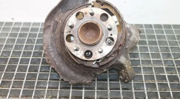 Honda Accord Rear wheel hub