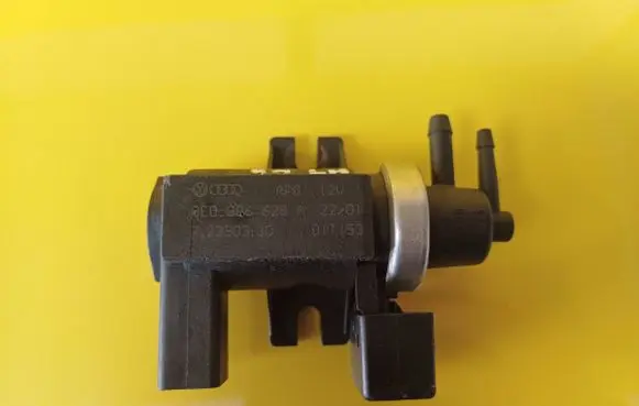 Audi A4 S4 B6 8E 8H Turbo solenoid valve 8E0906628A