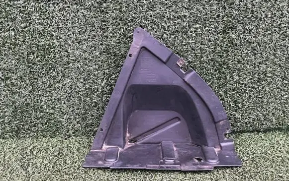 Iveco Daily 4th gen Front wheel arch liner splash guards 3802207