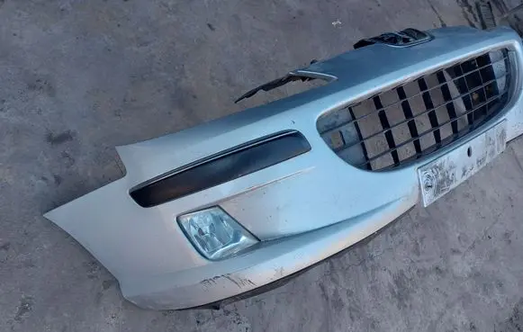Peugeot 407 Front bumper