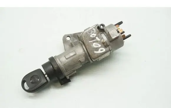 Seat Ibiza IV (6J,6P) Ignition lock 4B0905851