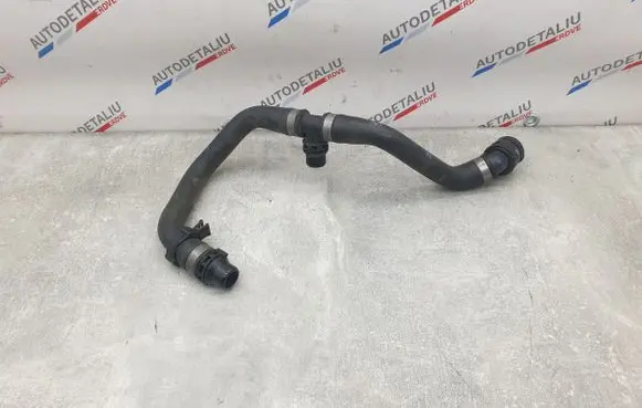 BMW 5 G30 G31 Engine coolant pipe/hose 8602619 17128602619