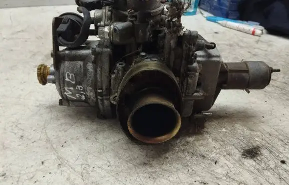 Mercedes-Benz E W124 Carburettor 0010706304