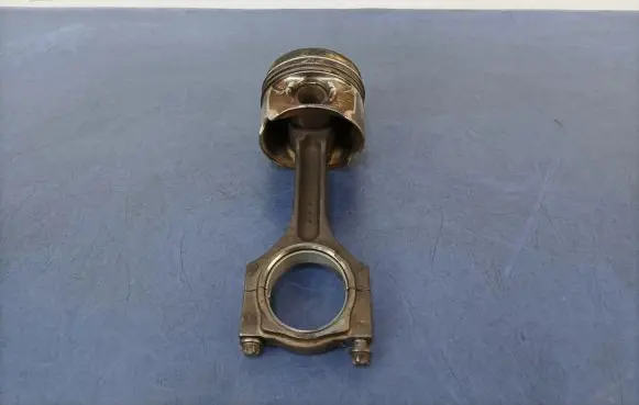 BMW 3 F30 F35 F31 Piston 