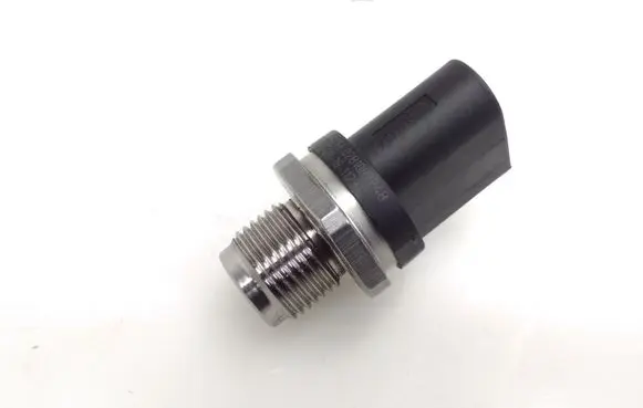 Toyota Avensis T270 Fuel pressure sensor 0281002948