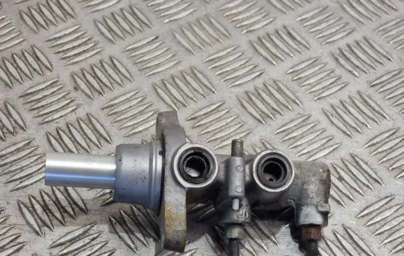 Mazda CX-5 II Master brake cylinder K1900