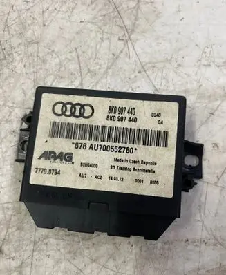 Audi Q7 4L Parking PDC control unit/module 8K0907440