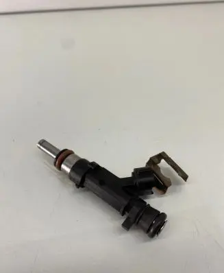 Audi A6 S6 C6 4F Fuel injector 06E133551 0280158053